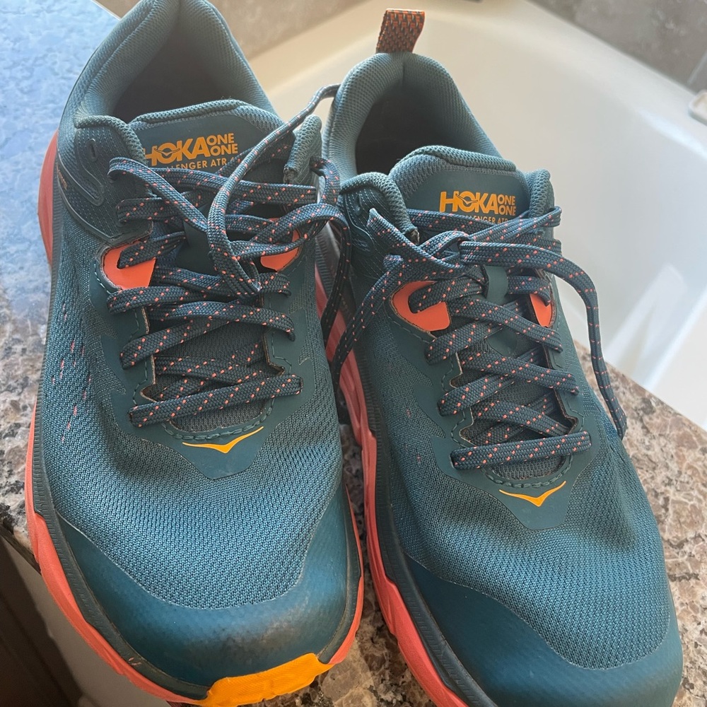 Women’s Hoka shoes size 9